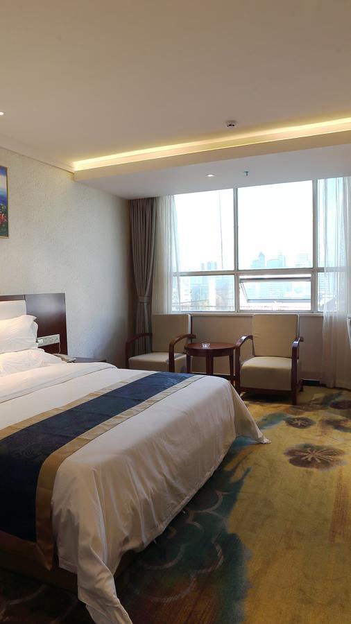 Guangxi Hawaii International Hotel Nanning Extérieur photo