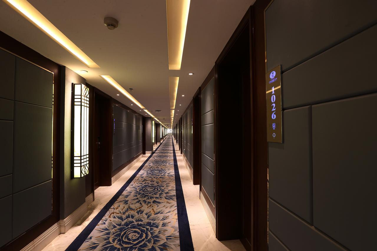 Guangxi Hawaii International Hotel Nanning Extérieur photo